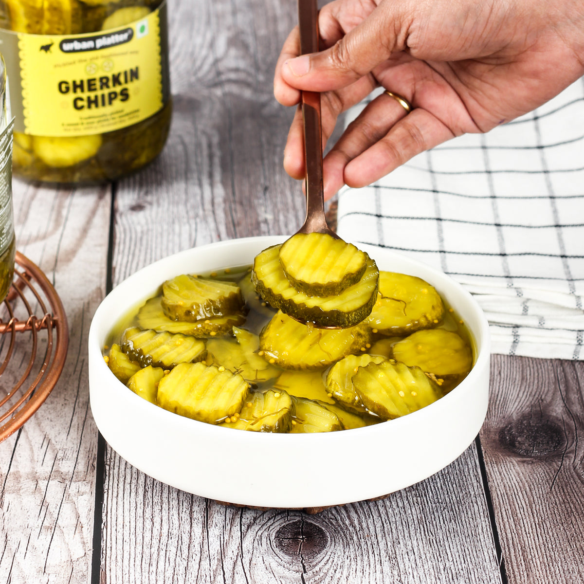 Gherkin Chips, 680g ( Tangy & Sweet. Perfect Topping for Burgers & Sandwiches )