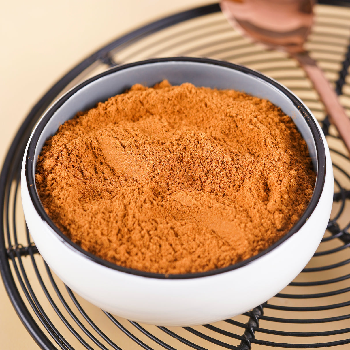 Urban Platter Cinnamon (Dalcheeni) Powder Shaker Jar (All Natural, Premium Quality, Flavourful, Ground Fresh in Small Batches) - product image 6