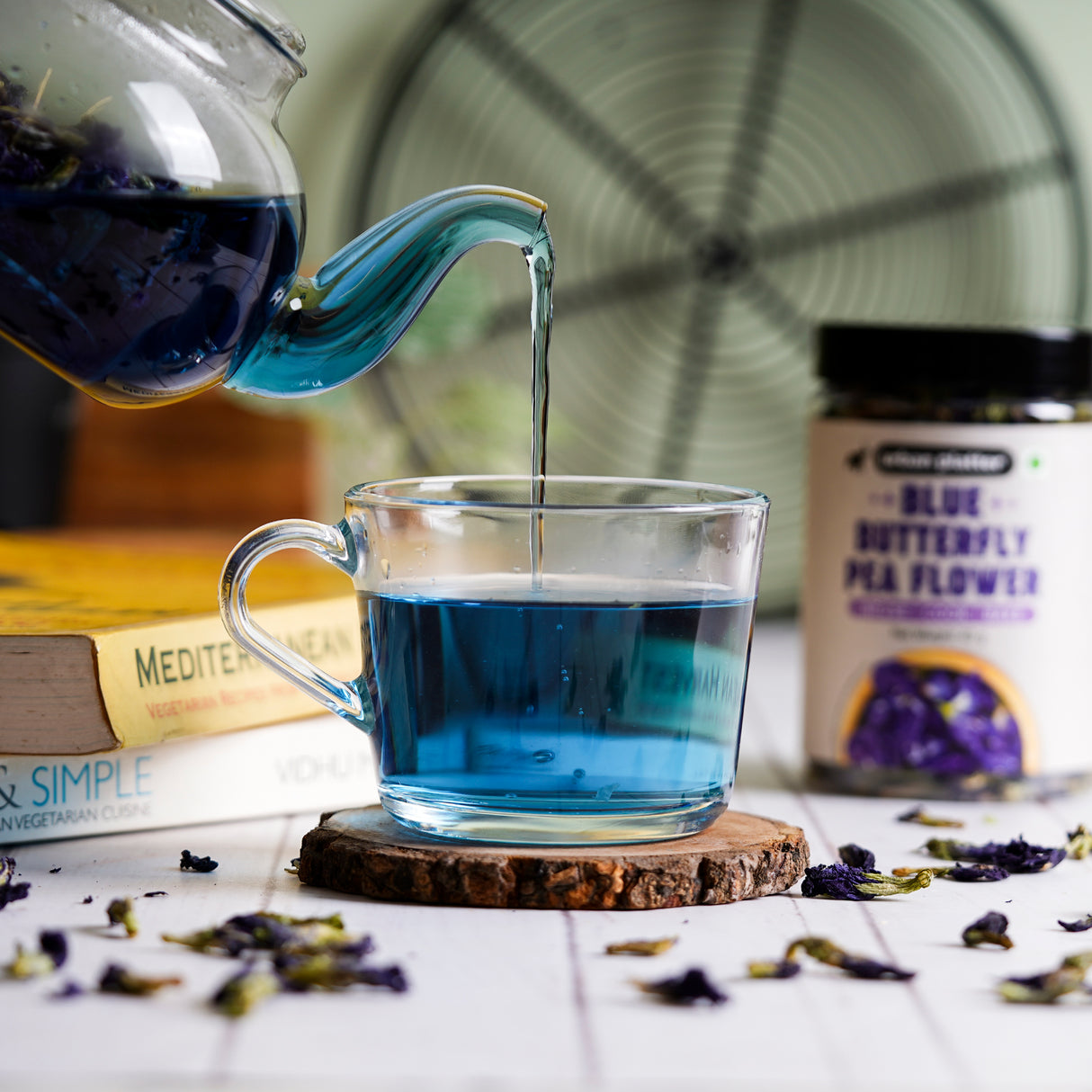 Urban Platter Blue Butterfly Pea Flower Tea (Rich in Antioxidants | Add to teas & cocktails | Natural Colourant)