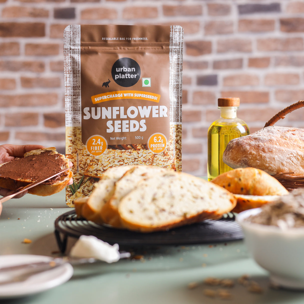 Urban Platter Raw Sunflower Seeds, 1Kg | Pack of 2 - 500g (Use in Salads, Trail Mixes, Baked Goods, Granola Bars, Desserts | Source of Protein & Fibre | Keto Diet Friendly | Imm...