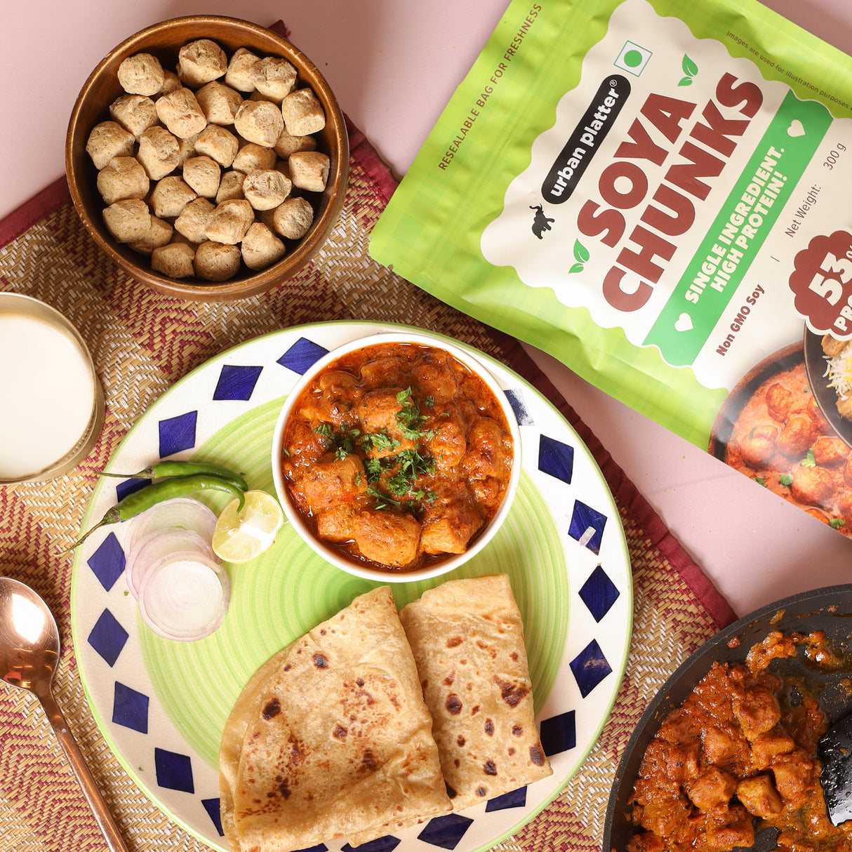 Soya Chunks, 300g (53% Plant Protein | Made from Defatted Soy Flour | Fiber Rich Soya Wadi))