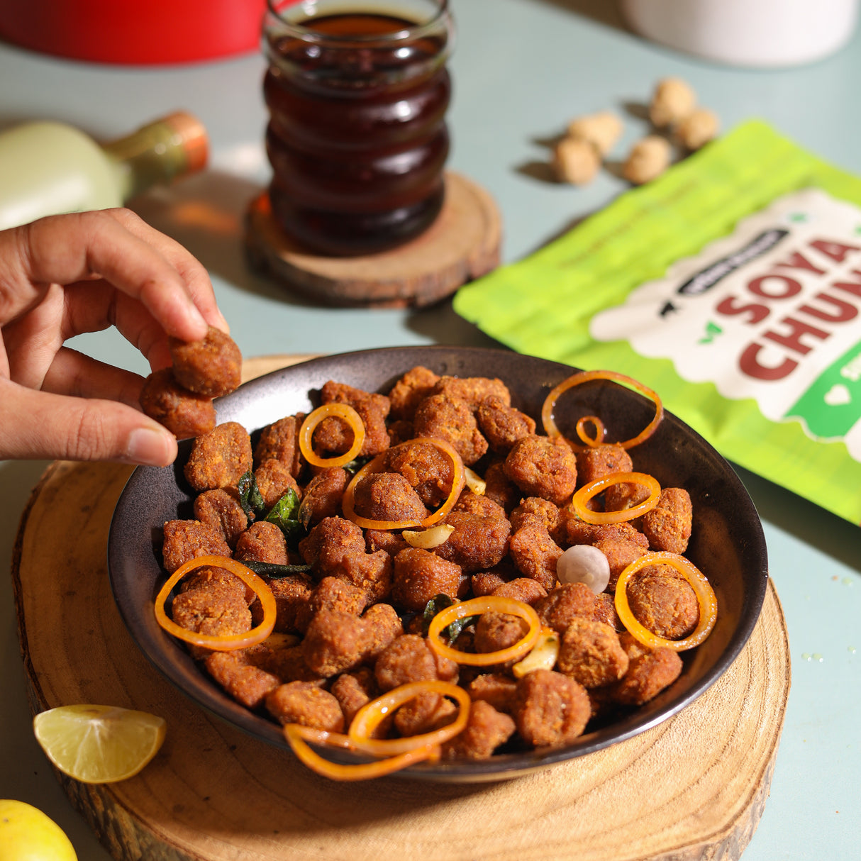 Soya Chunks, 300g (53% Plant Protein | Made from Defatted Soy Flour | Fiber Rich Soya Wadi))