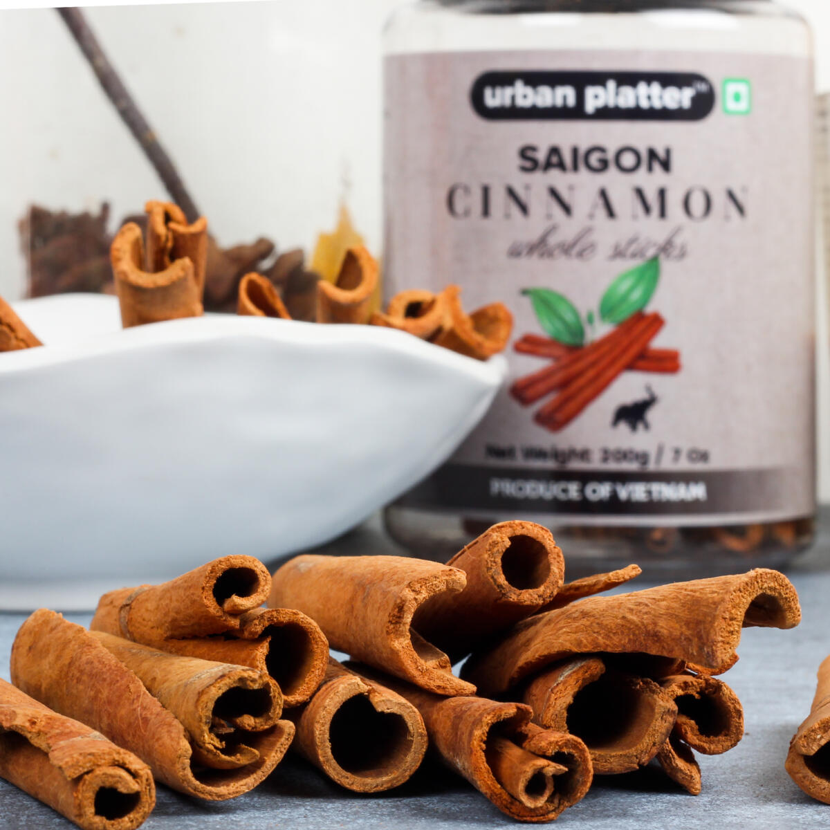 Urban Platter Saigon Cinnamon Sticks (4 Inches in Size), 200g Jar