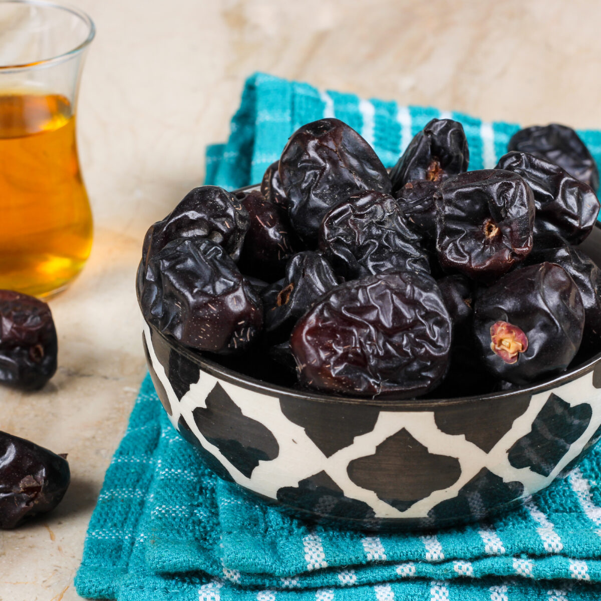 Urban Platter Saudi Arabian Ajwa Dates, 500g