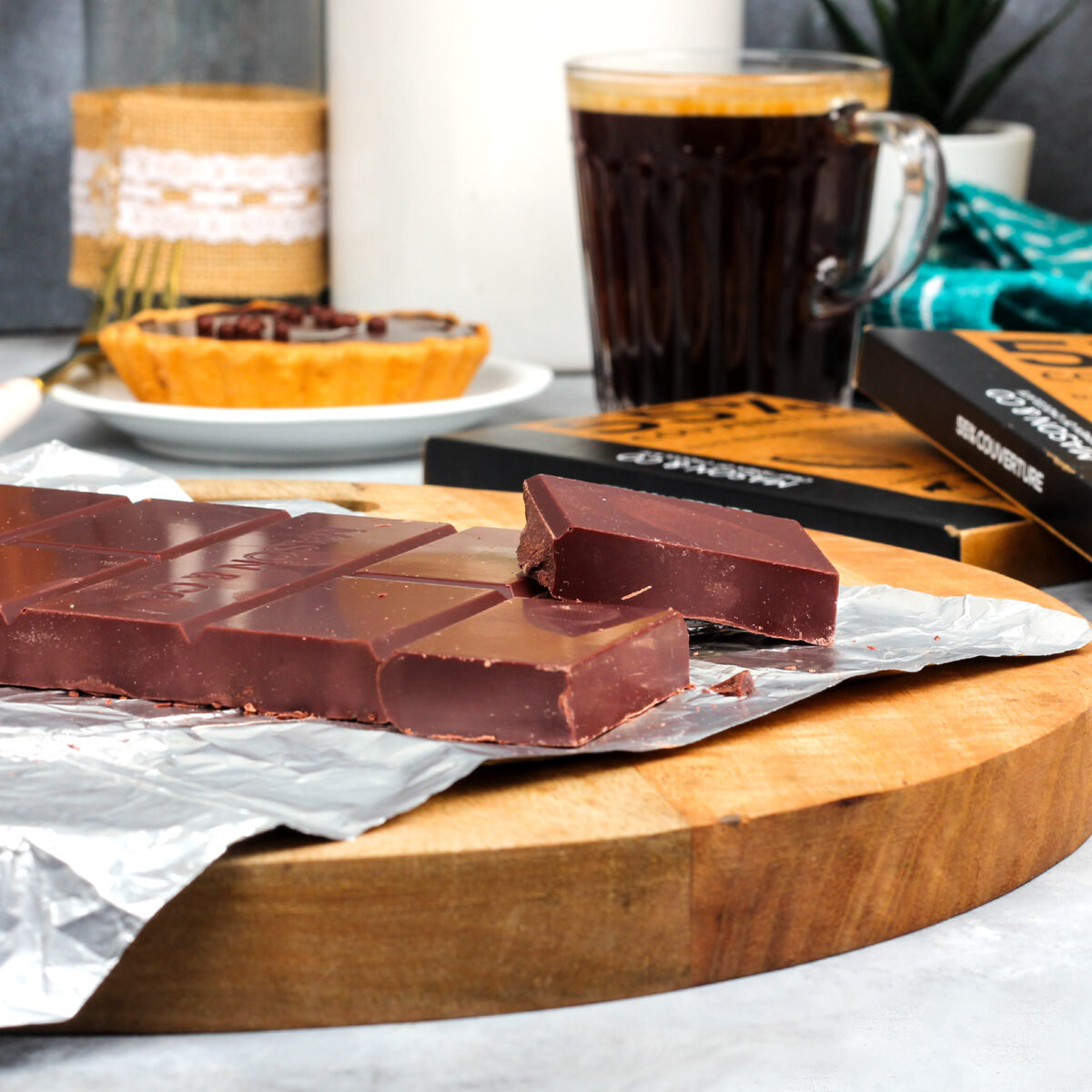 Urban Platter 55% Dark Chocolate Baking Couverture, 200g [Crafted By Mason & Co. Single Origin, Bean To Bar]