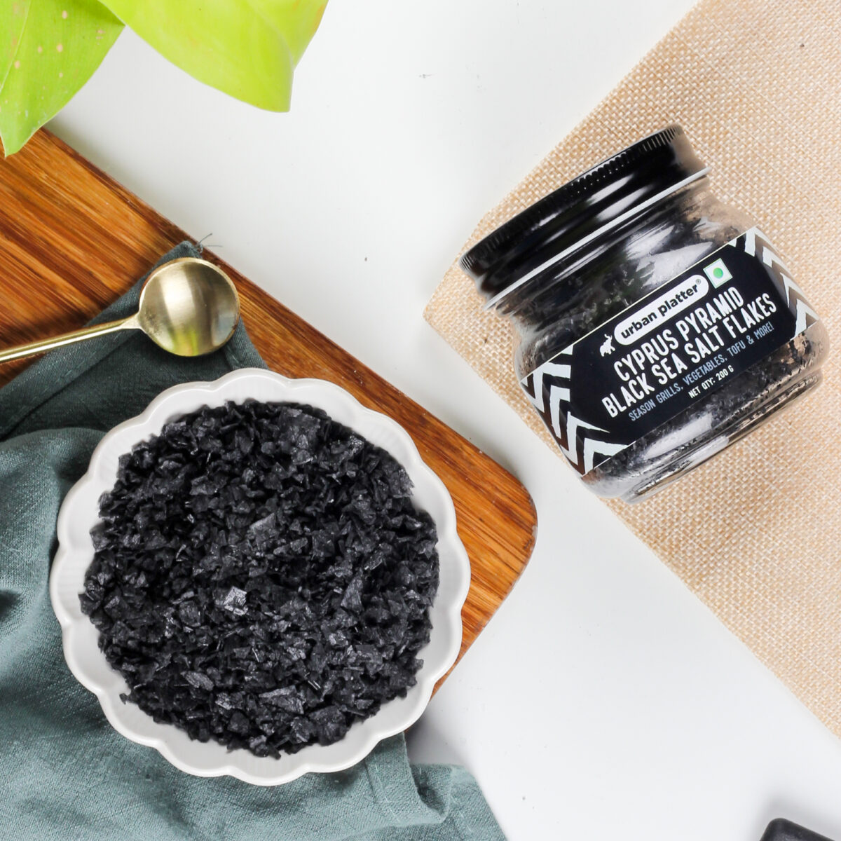 Urban Platter Cyprus Black Pyramid Sea Salt Flakes, 200g