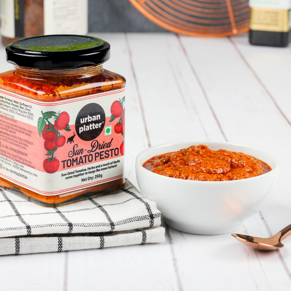 Urban Platter Sun-Dried Tomato Pesto, 250g