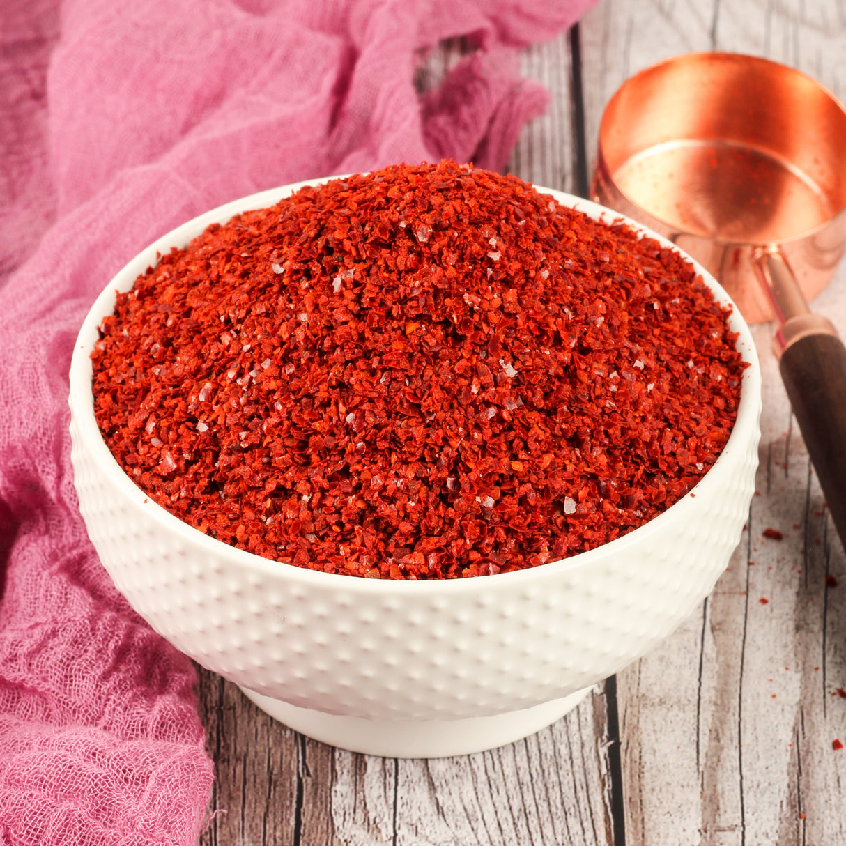 Urban Platter Korean Gochugaru Hot Pepper Powder 1Kg [Coarse ground Korean Dried Chilli Peppers | Smoky & Spicy| Use for Kimchi and other Korean Dishes]