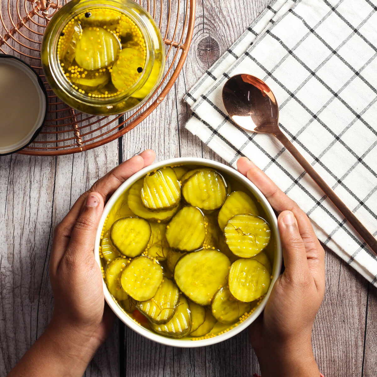 Urban Platter Gherkin Chips, 680g [ Tangy & Sweet. Perfect Topping for Burgers & Sandwiches ]