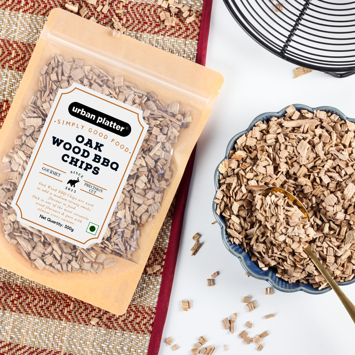 Urban Platter Oak Wood BBQ Chips, 500g [Gourmet Cooking Chips]