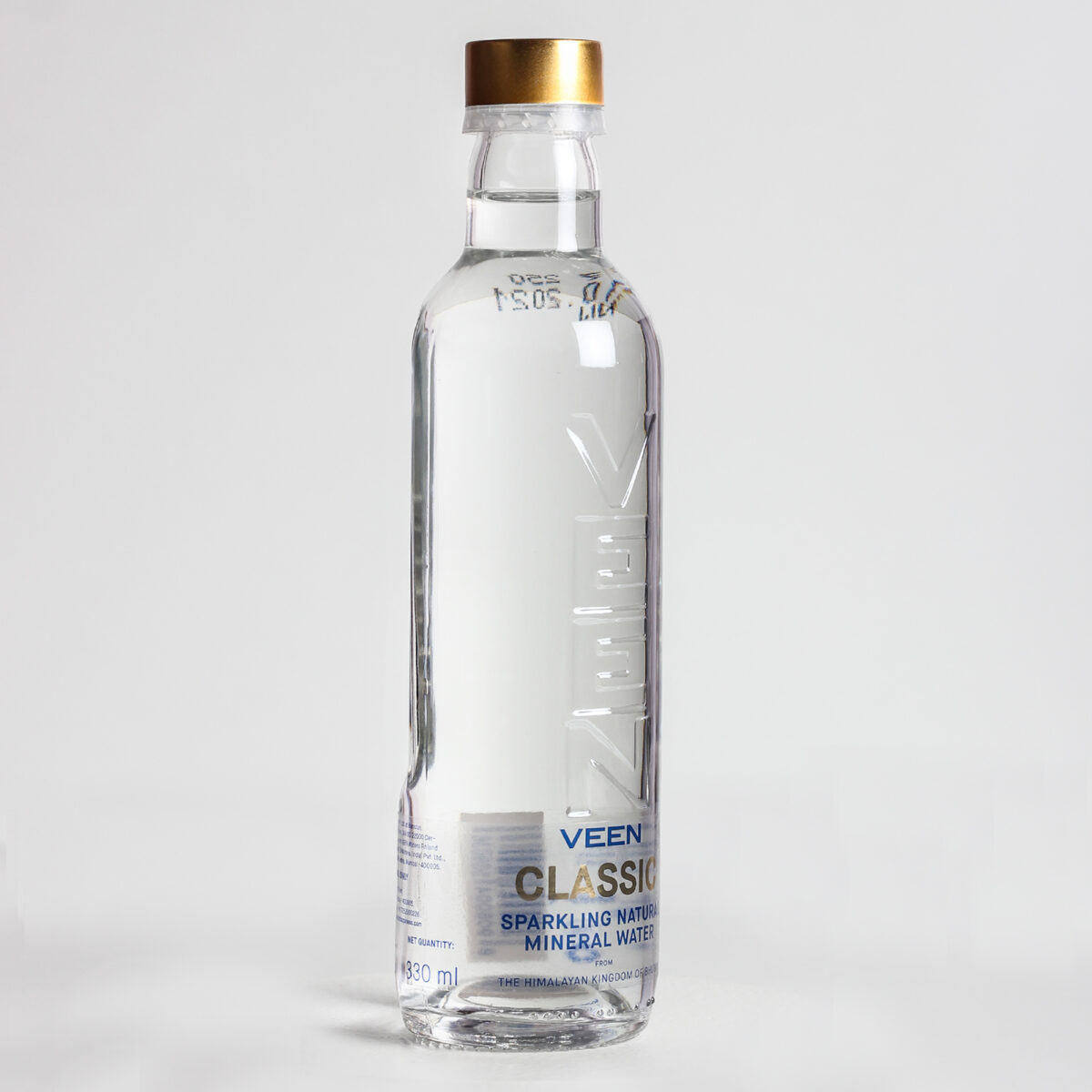 Veen Natural Mineral Sparkling Water from the Himalayas, 330 ml (Bottled from a pristine spring in Bhutan | Premium Glass Bottle | Pure and Pristine Himalayan Water)