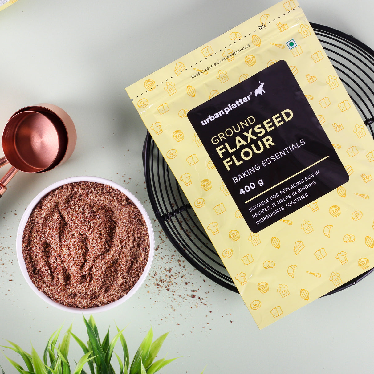 Urban Platter Whole Ground Flax Seed Flour, 400g (Alsi Powder, Coarsely Ground, Excellent for Rotis and Baking)