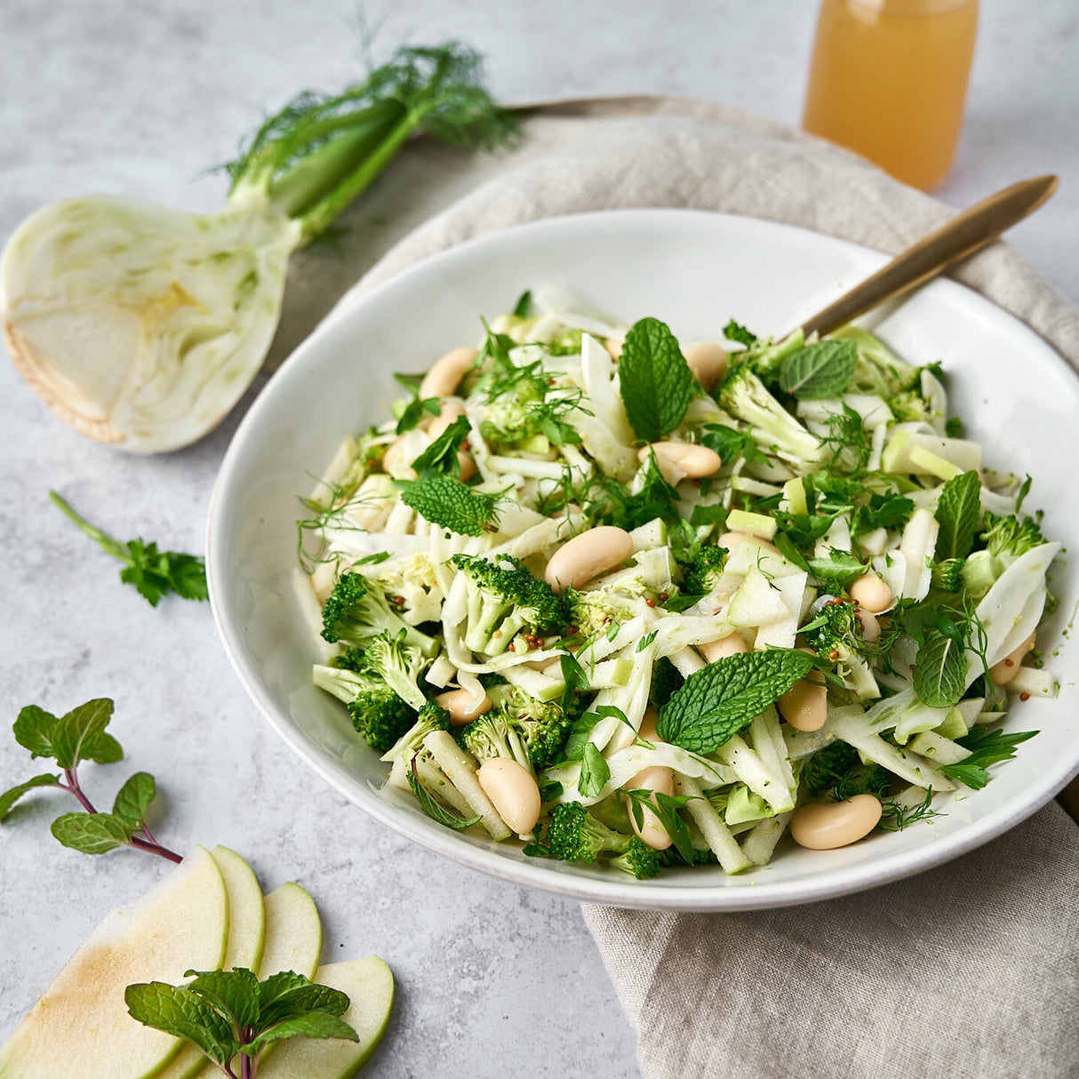 Urban Platter Monosodium Glutamate (MSG) Shaker Jar, 170g / 5.3oz [Aji-no-Moto Umami Seasoning, Taste Enhancer, Great for Asian Cuisine | Make Street Style Indo-Chineese Food at Home]