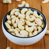 Urban Platter Bold Cashew Kernels (Grade W240), 200g (Rich in Protein, Source of Fiber, Crunchy & Delicious, Stored in Refrigeration for Long Lasting Freshness)