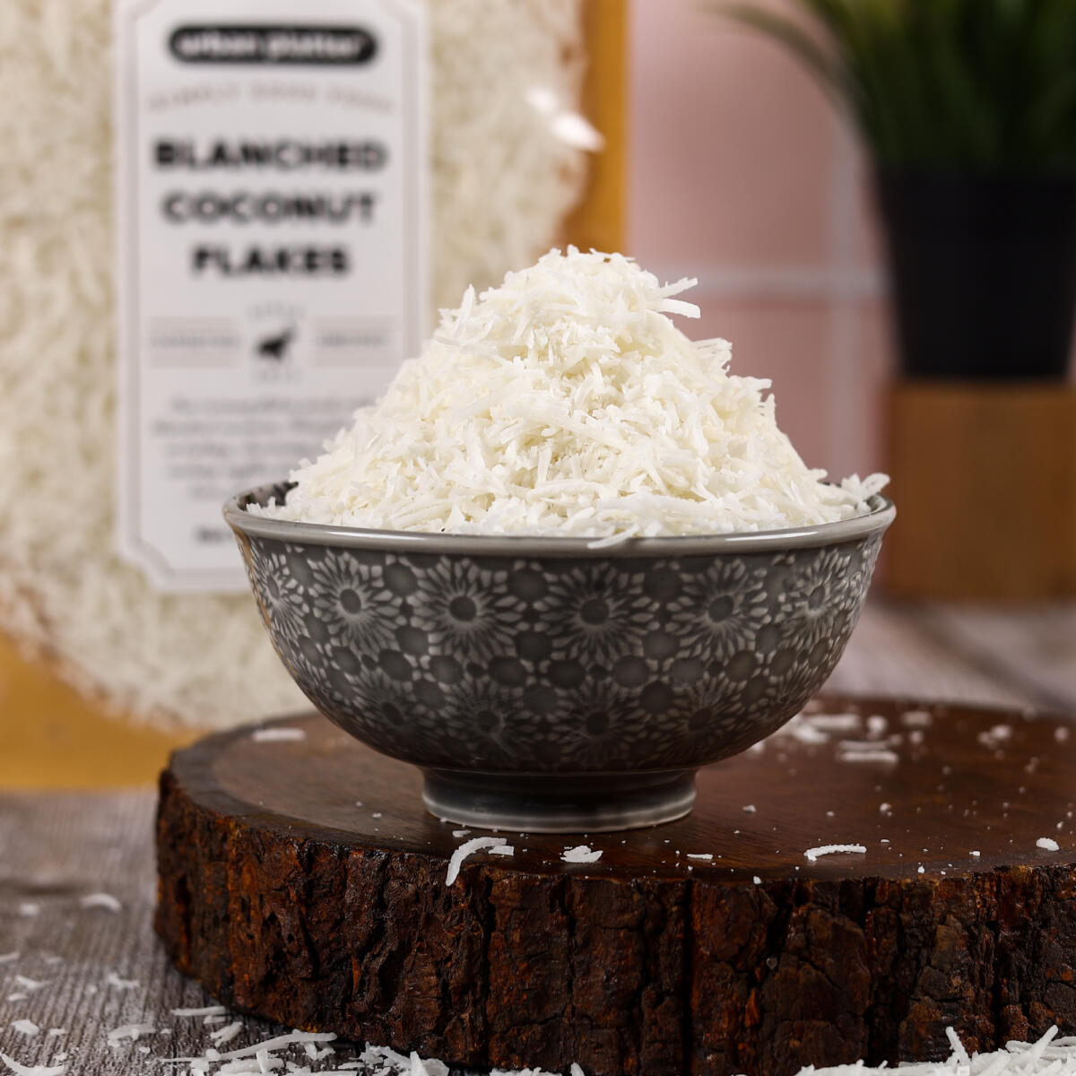 Urban Platter Dried Blanched Coconut Flakes, 400g