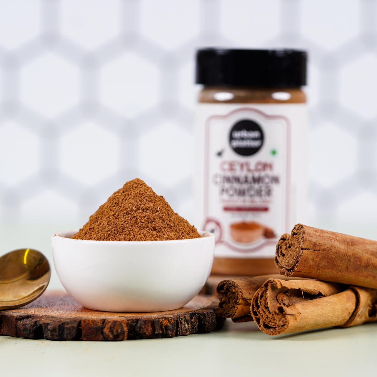 Urban Platter Ceylon Cinnamon Powder, 100g (Product of Sri Lanka, Fine Ground, Dalchini, Add it to baked goods, beverages, savoury foods, desserts)