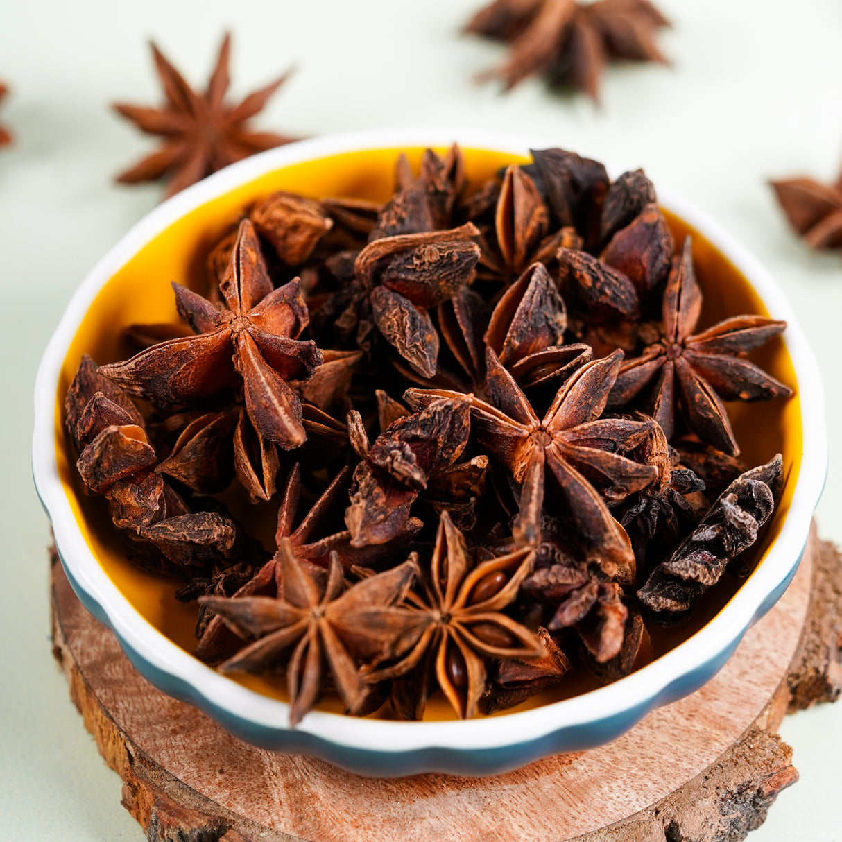 Urban Platter Asian Star Anise (Chakri Phool), 50g (Premium Quality, Highly Aromatic, Imported from Vietnam)