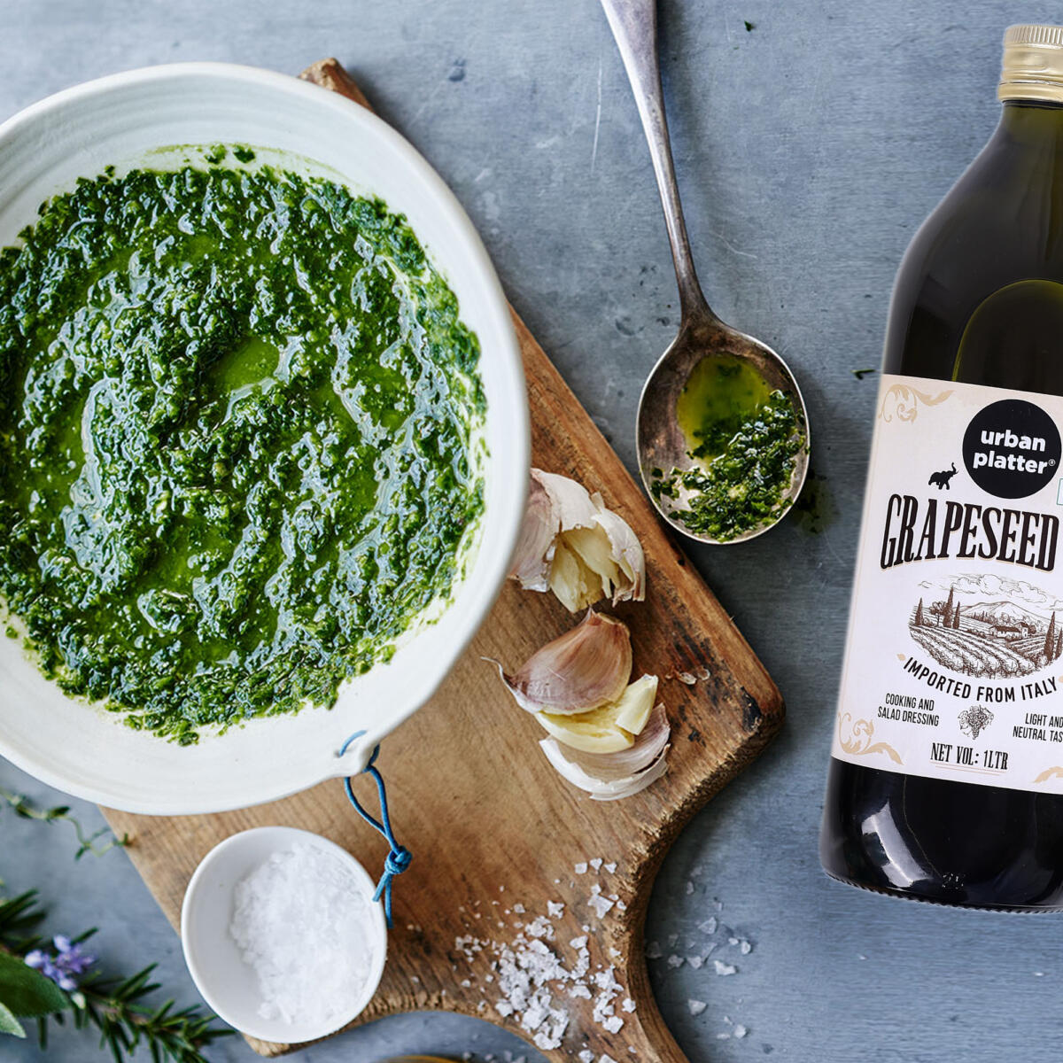 Urban Platter Italian Grapeseed Oil, 1Litre (Perfect for Frying, Grilling & Roasting, Light & Neutral Taste, Cooking & Salad Dressing)