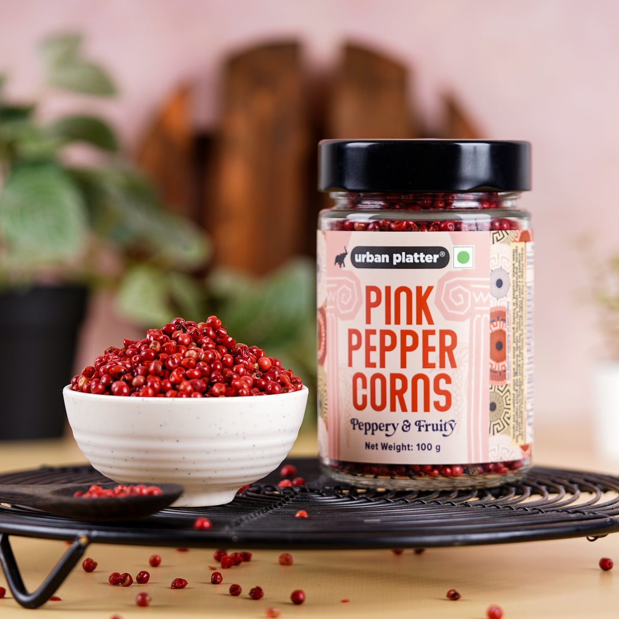 Urban Platter Whole Pink Pepper Corns, 100g (Vibrant, Fragrant & Mildly peppery | Peppercorns | Adds a delightful and subtle heat to oils, foods, salads)