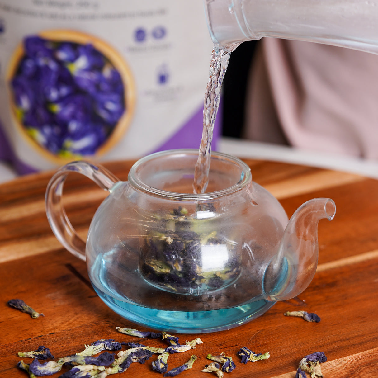 Urban Platter Blue Butterfly Pea Flower Tea (Rich in Antioxidants | Add to teas & cocktails | Natural Colourant)