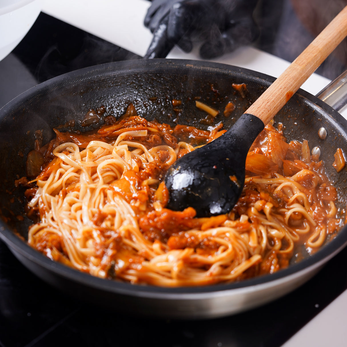 Urban Platter Kalguksu Wheat Noodles, 250g (Flat Korean Noodles, Chewy texture, Oriental Style, Product of Korea)