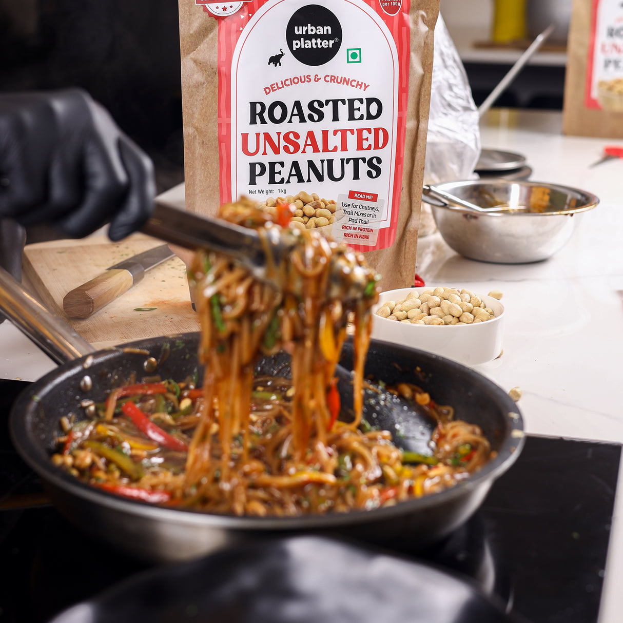 Urban Platter Roasted Unsalted Peanuts, 1kg (Skin Removed | Vacuum Packed | Product of Bharuch)