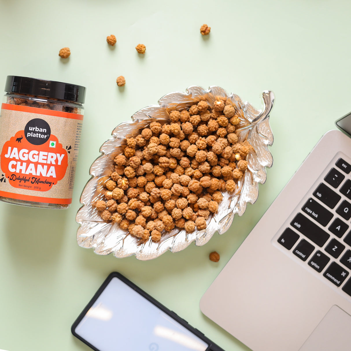 Urban Platter Jaggery Chana, 200g [Gur Chana, Deliciously Roasted Chana Coated in Jaggery]