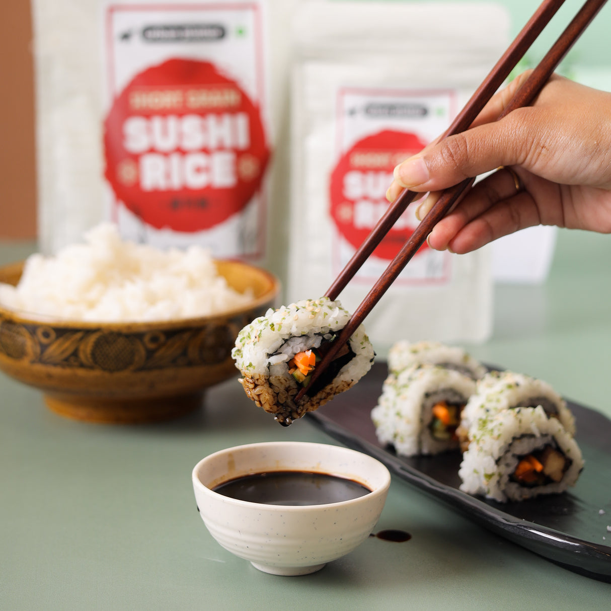 Urban Platter Short Grain Sushi Rice, 1 kg (Japanese Cuisine | Sticky and Aromatic)