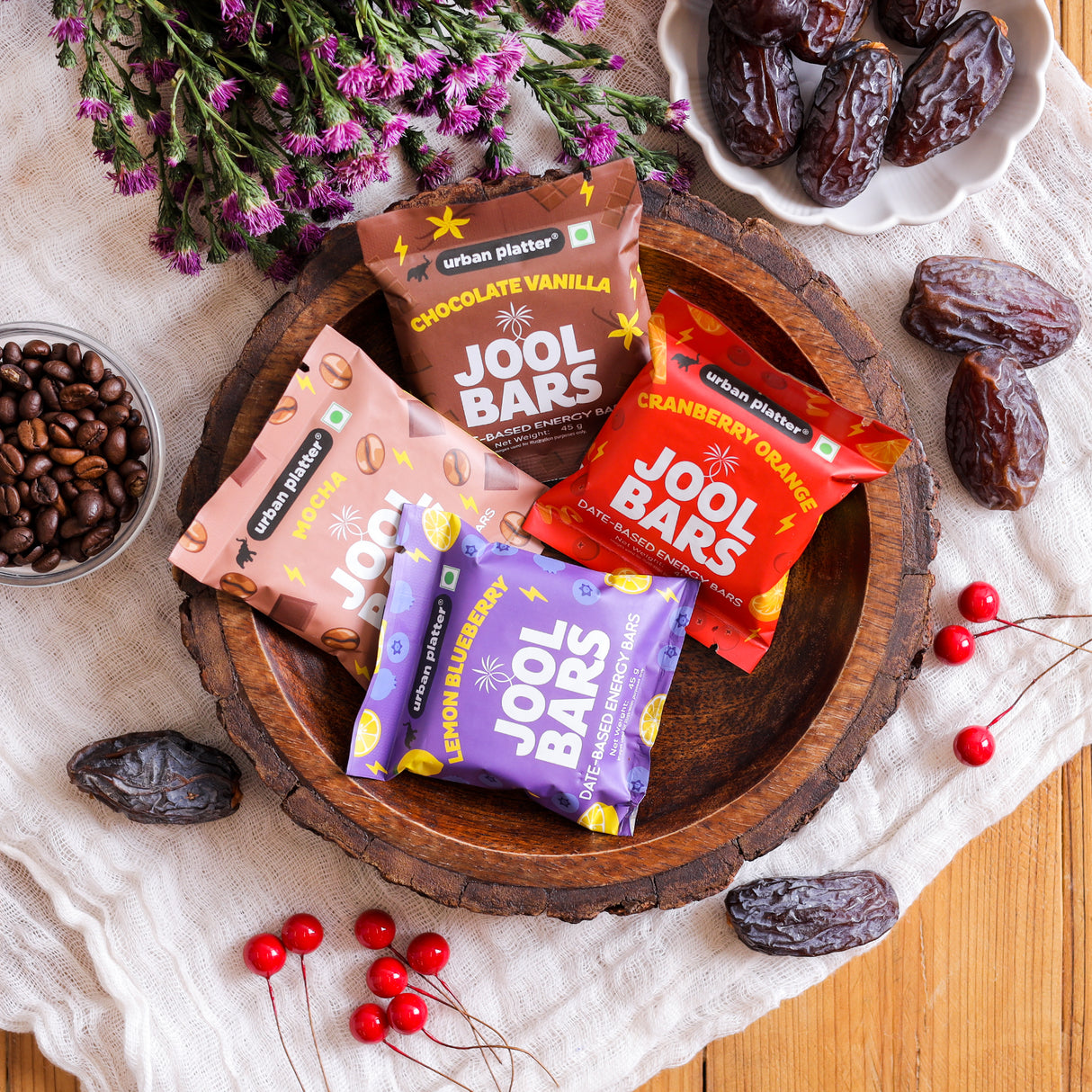 Urban Platter Chocolate Vanilla Jool Bars, 45g (Medjool Date Based | Energy Bars | Pack of 1 | Plant Based | With Rolled Oats and Almond Flour)
