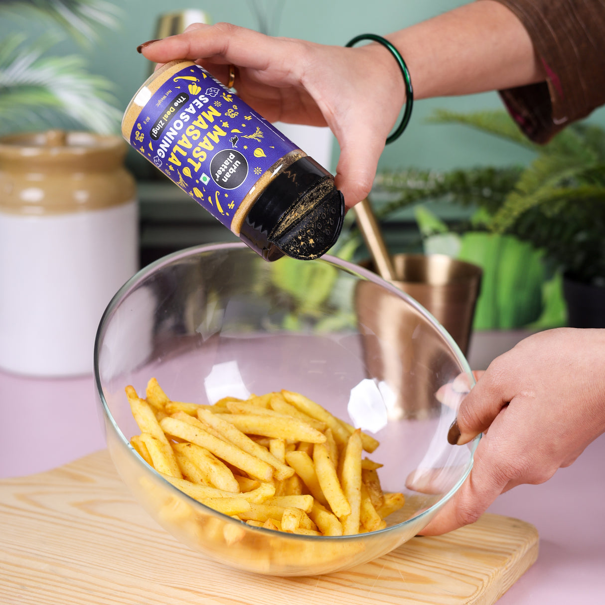 Urban Platter Mast Masala Seasoning, 80g