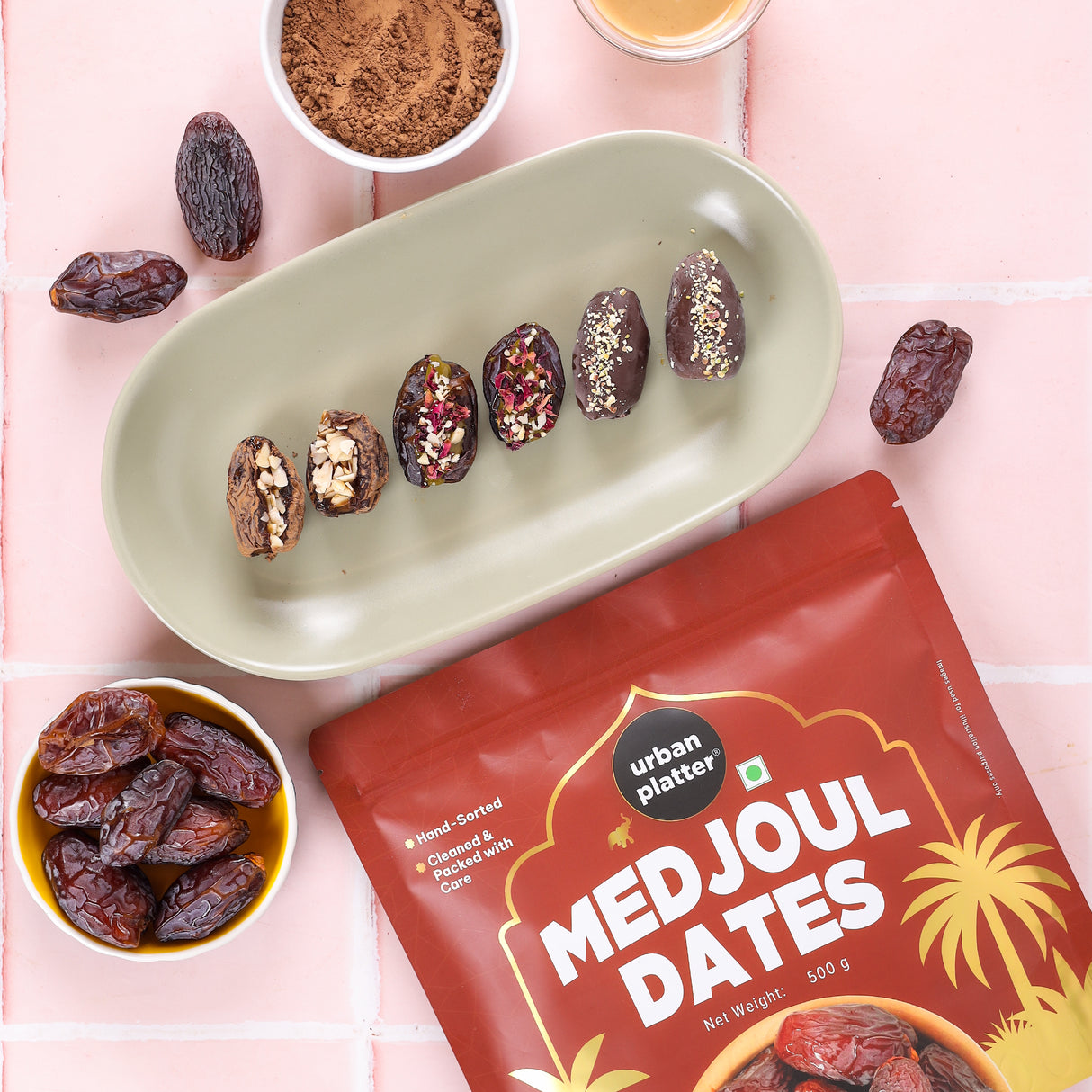 Urban Platter Medium Medjoul Dates, 1Kg (Hand-Sorted | Moist & Caramelly Texture | Perfect for Snacking & Gifting)