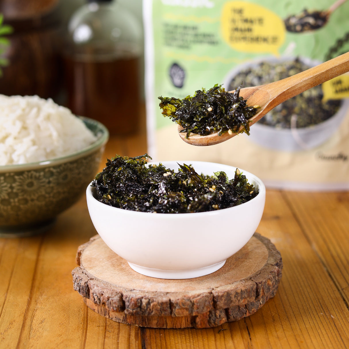 Urban Platter Roasted Korean Seaweed Flakes (Gim Jaban), Classic Sea Salt, 40g (Crispy, Crunchy Snack, Ultimate Umami Experience)
