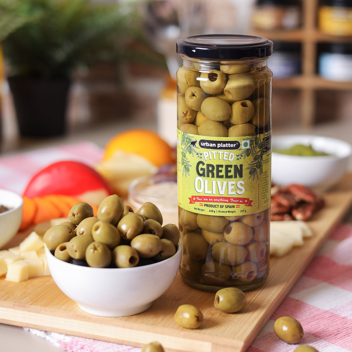 Urban Platter Pitted Green Spanish Olives, 430g  (Whole & Seedless | Crisp & Tangy Mediterranean Flavour | Great for Salads, Mezze, Sandwiches & Snacking)