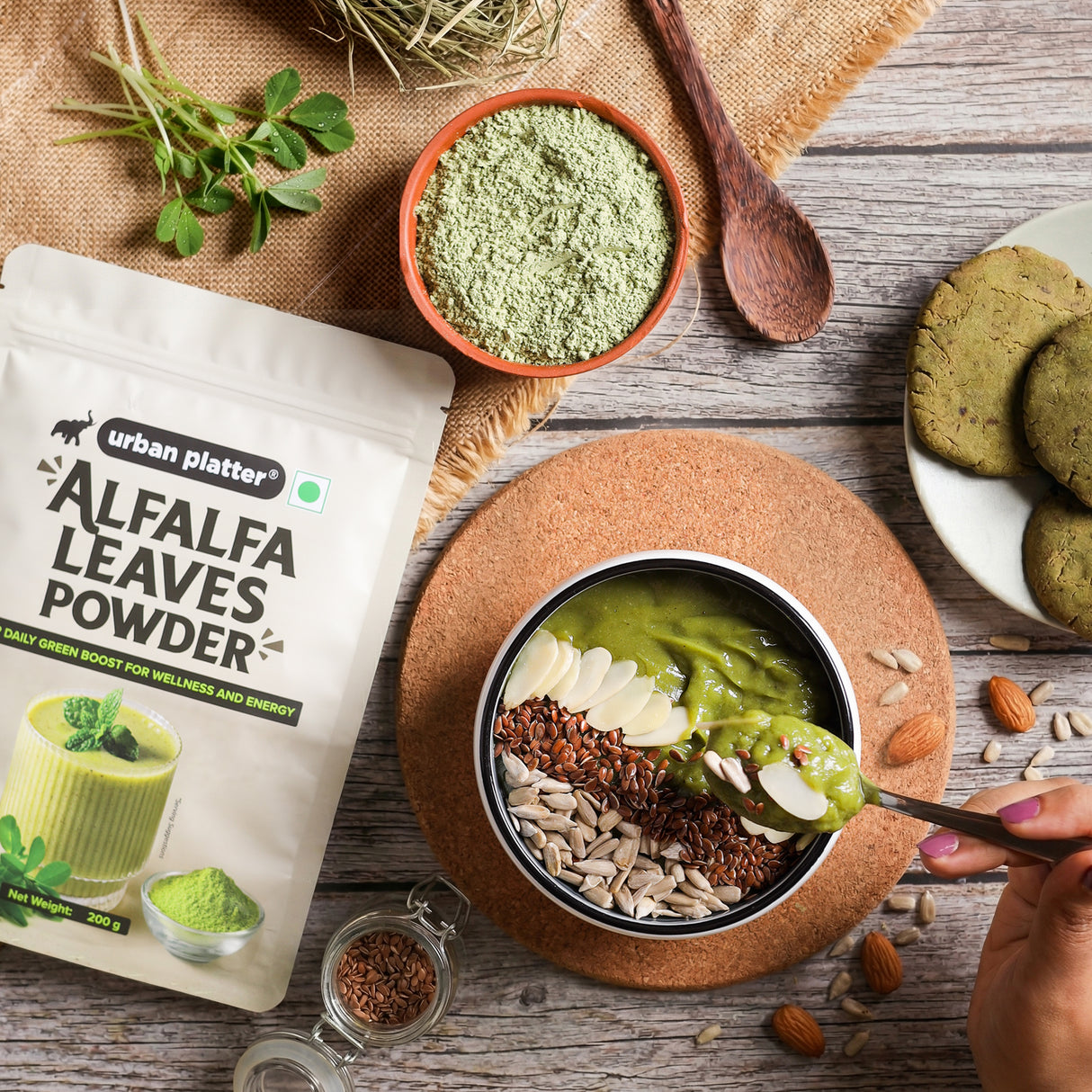 Urban Platter Alfalfa Grass Powder, 100g