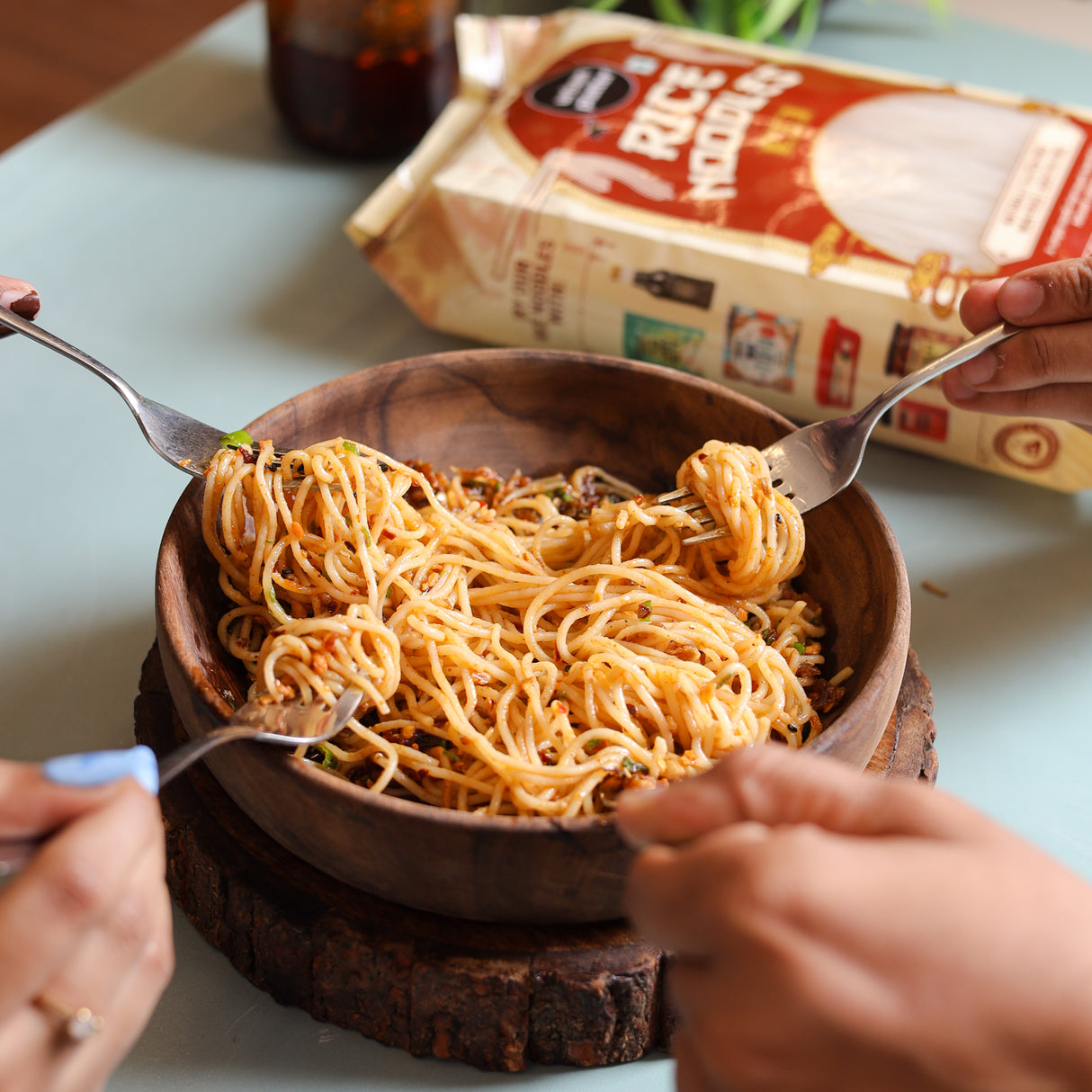 Urban Platter Rice Noodles, 400g (Naturally Gluten Free, Made with Rice Flour, No Additives, Perfect for all Pan Asian Cooking)