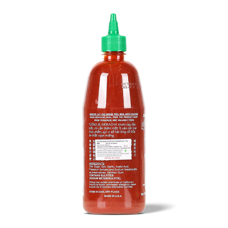 Huy Fong Foods Sriracha Hot Chili Sauce, 793g (Made with Sun-Ripened Chilies & Garlic, Spicy Dipping, Cooking & Marinade Sauce, No Artificial Colours or Flavourings)