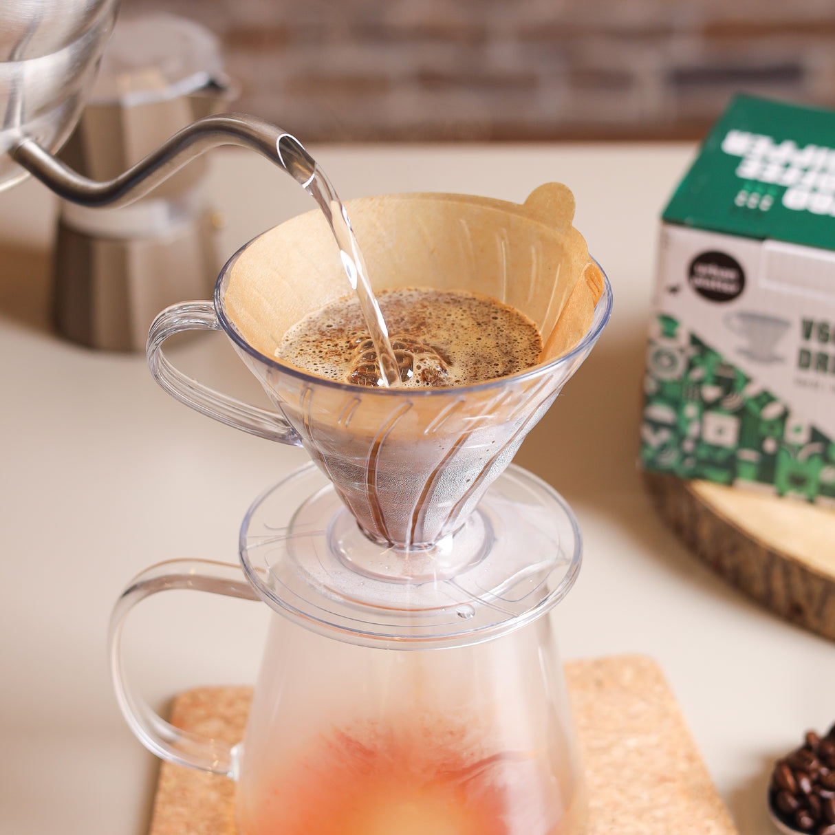V60 Coffee Dripper, Size 02, 1 Piece (Pour Over Coffee Maker | Transparent Cone Brewer | Reusable Manual Coffee Dripper for Specialty Coffee| Ideal for 1-4 Cups)