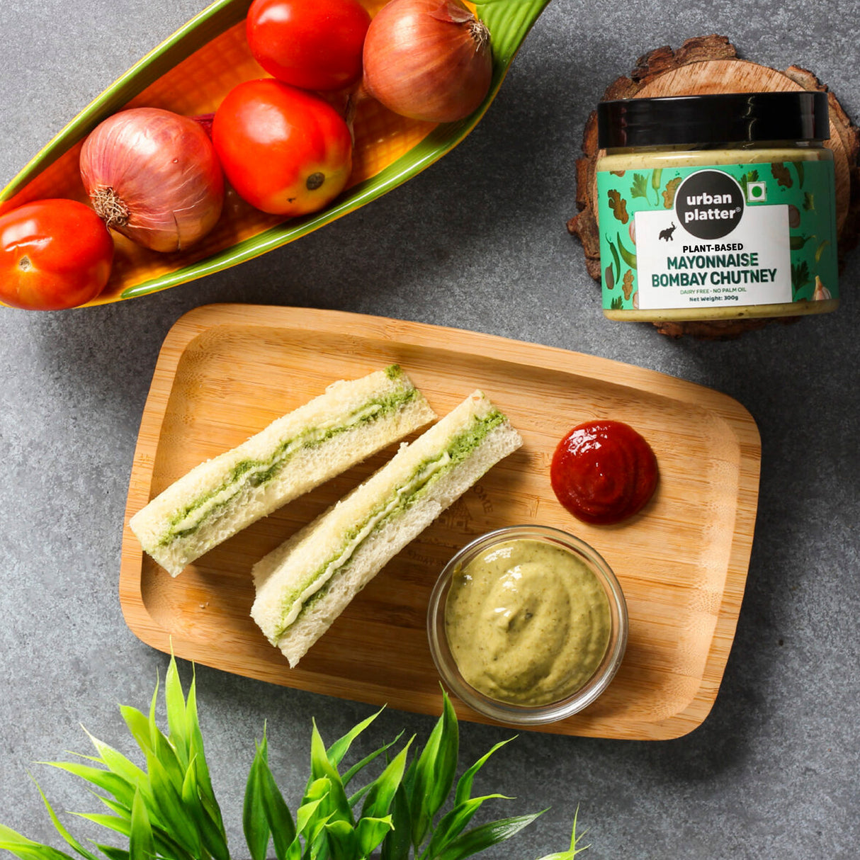 Urban Platter Bombay Chutney Mayo, 300g [Dairy-free Mayonnaise, No Palm Oil, No Trans-fat]