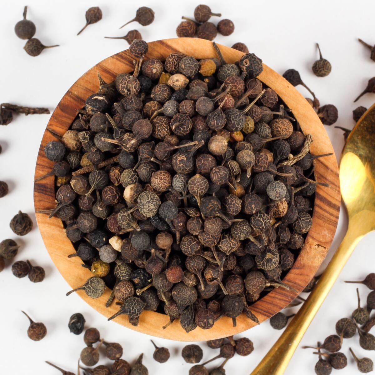 Urban Platter Whole Cubeb Pepper, 150g / 5.3oz [Java Pepper, Kebab Chini, Grown in Indonesia]